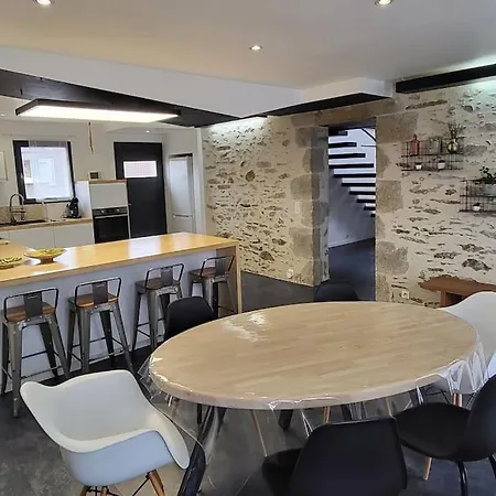Le Parveau, 3 Etoiles Meuble De Tourisme * La Guiltiere