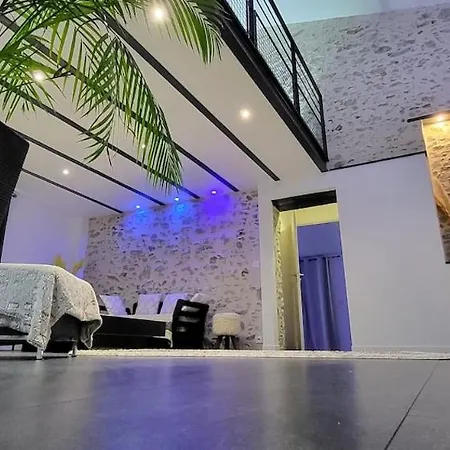 Le Parveau, 3 Etoiles Meuble De Tourisme Дом отдыха